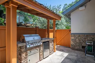 21 Eye St, San Rafael, CA 94901 - Photo 69