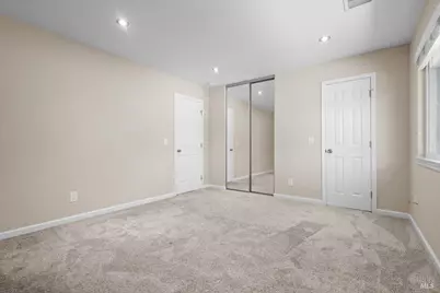 303 Algiers Court, Santa Rosa, CA 95409 - Photo 15