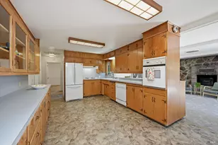 4941 Hansen Dr, Santa Rosa, CA 95409 - Photo 11