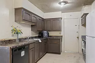 1341 Eisenhower St, Fairfield, CA 94533 - Photo 11