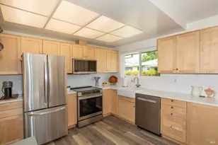 14 Woodgreen St, Santa Rosa, CA 95409 - Photo 15