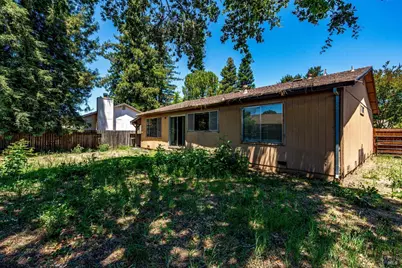 2340 Donna Maria Way, Santa Rosa, CA 95403 - Photo 17