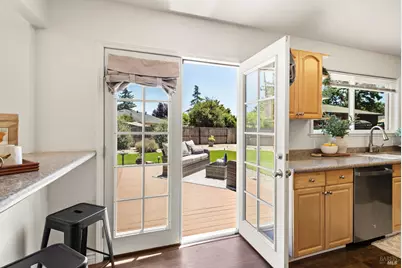 4414 Vine Street, Santa Rosa, CA 95409 - Photo 23