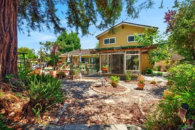 901 Catalpa Way, Petaluma, CA 94954 - Photo 41