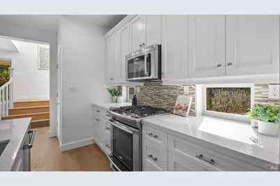 106 Waterford Terrace, San Rafael, CA 94903 - Photo 15