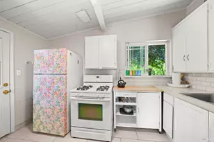 2479 Kenwood Ave, San Jose, CA 95128 - Photo 11