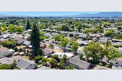 2479 Kenwood Avenue, San Jose, CA 95128 - Photo 27