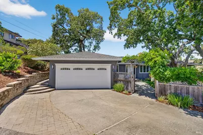 32 Longwood Drive, San Rafael, CA 94901 - Photo 5