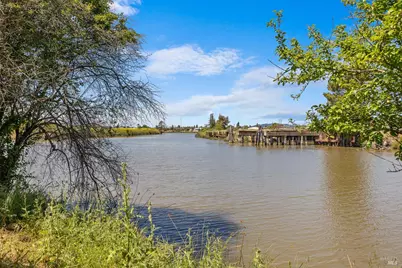 1040 Addison Circle, Petaluma, CA 94952 - Photo 19