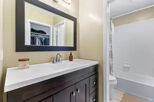 1040 Addison Cir, Petaluma, CA 94952 - Photo 13