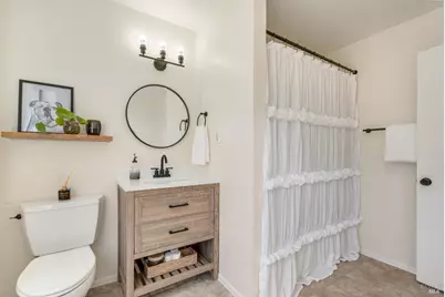 8021 Sonoma Highway, Santa Rosa, CA 95409 - Photo 17