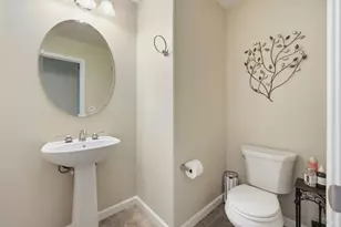 2318 Avignon Cir, Santa Rosa, CA 95403 - Photo 15