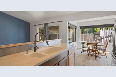 713 Dogwood Circle, Fairfield, CA 94533 - Photo 19