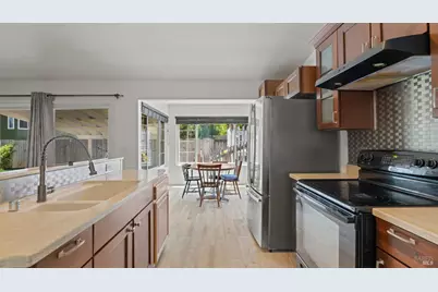 713 Dogwood Circle, Fairfield, CA 94533 - Photo 13