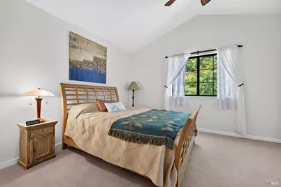 18120 Vassar Court, Sonoma, CA 95476 - Photo 31