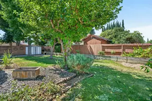 437 Valencia Ln, Vacaville, CA 95688 - Photo 5
