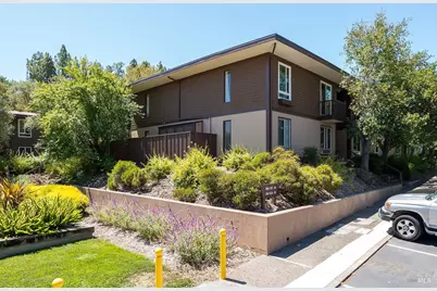 82 Surrey Lane, San Rafael, CA 94903 - Photo 11