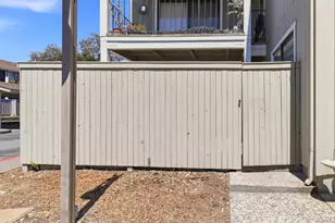 8 Lakeview Ct, Novato, CA 94947 - Photo 1