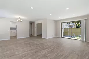 8 Lakeview Ct, Novato, CA 94947 - Photo 5
