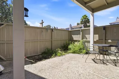 8 Lakeview Court, Novato, CA 94947 - Photo 25