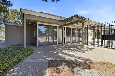 8 Lakeview Court, Novato, CA 94947 - Photo 27
