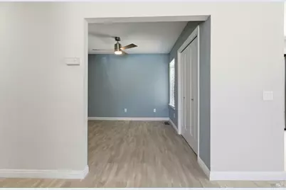 8 Lakeview Court, Novato, CA 94947 - Photo 11