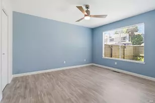 8 Lakeview Ct, Novato, CA 94947 - Photo 15