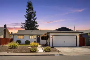 440 Eastwood Dr, Petaluma, CA 94954 - Photo 3