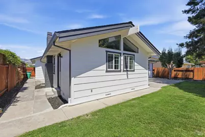 440 Eastwood Drive, Petaluma, CA 94954 - Photo 37