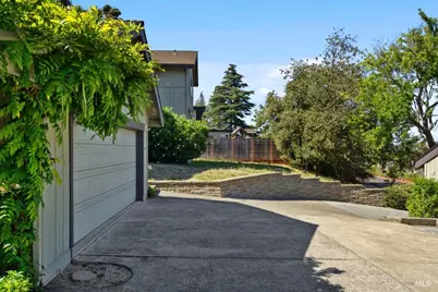 1511 Casa Buena Drive, Corte Madera, CA 94925 - Photo 33
