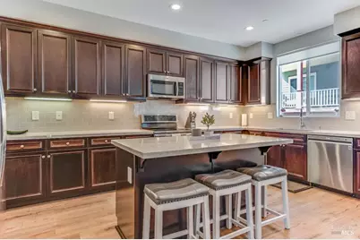 218 Johnson Street, Windsor, CA 95492 - Photo 9