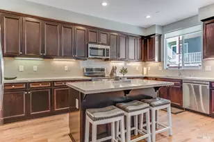 218 Johnson St, Windsor, CA 95492 - Photo 9