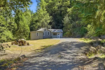 886 Montgomery Road, Sebastopol, CA 95472 - Photo 1