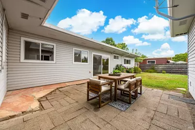 1700 Sierra Avenue, Napa, CA 94558 - Photo 31