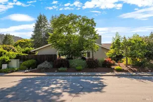 6440 Meadow Creek Ln, Santa Rosa, CA 95409 - Photo 35