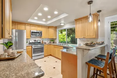 6440 Meadow Creek Lane, Santa Rosa, CA 95409 - Photo 15