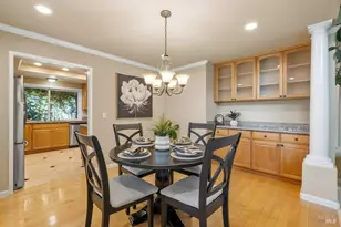 6440 Meadow Creek Ln, Santa Rosa, CA 95409 - Photo 11