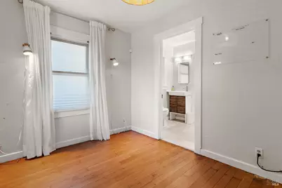 10017 Pippin Street, Oakland, CA 94603 - Photo 11