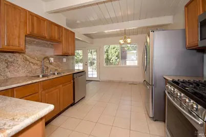 701 Corlano Avenue, Santa Rosa, CA 95404 - Photo 5