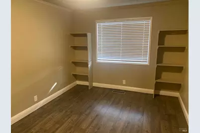 401 Donaldson Court, Suisun City, CA 94585 - Photo 19