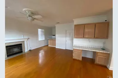 401 Donaldson Court, Suisun City, CA 94585 - Photo 17