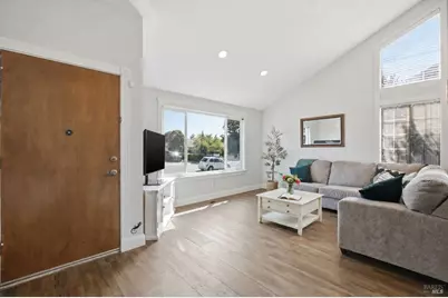 4885 Heritage Court, Fairfield, CA 94534 - Photo 5