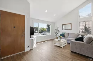 4885 Heritage Ct, Fairfield, CA 94534 - Photo 5