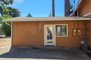 713 S Main St, Willits, CA 95490 - Photo 9