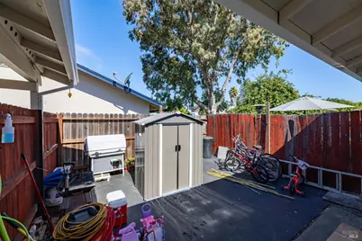 2601 Northcoast Street, Santa Rosa, CA 95403 - Photo 23