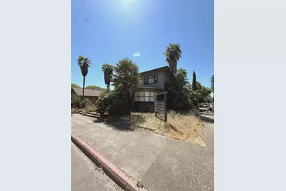 215 W Standley Street, Ukiah, CA 95482 - Photo 1