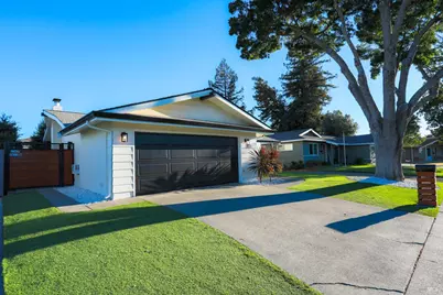 1367 Flint Way, Fairfield, CA 94533 - Photo 3