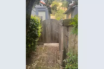 189 Escallonia Drive, Novato, CA 94945 - Photo 15