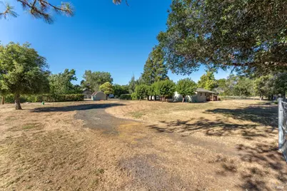 750 Road N, Redwood Valley, CA 95470 - Photo 23