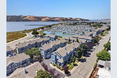 466 E E Street, Benicia, CA 94510 - Photo 37